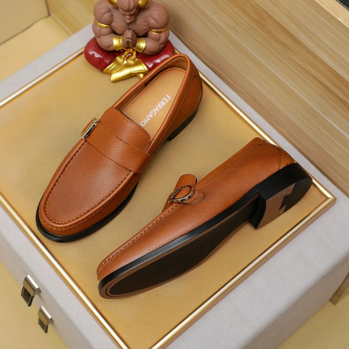 Men's shoes 250 Ferragamo [Ferragamo] top imported suit men's shoes 💯Original copy of the official website, product materials: selected imported embossed calfskin + luxury hardware buckle accessories ~ imported water-dyed cow 🐂 leather lining. Strong three-dimensional visual effect, original combination outsole, multiple colors available😘 Size: 39-44 (38.45.46. Customized)